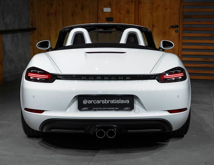 Porsche Boxster 30