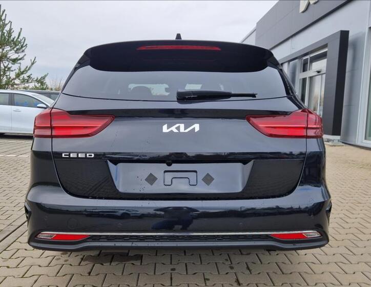 KIA Ceed 5