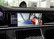 Porsche Panamera 12