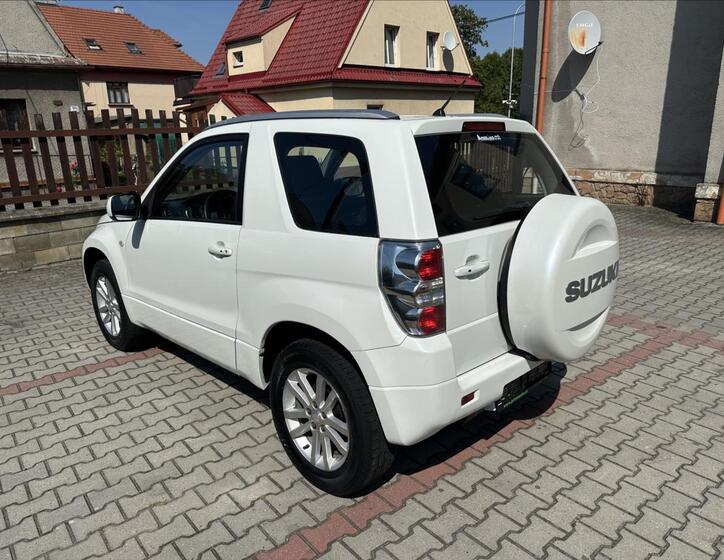 Suzuki Grand Vitara 7