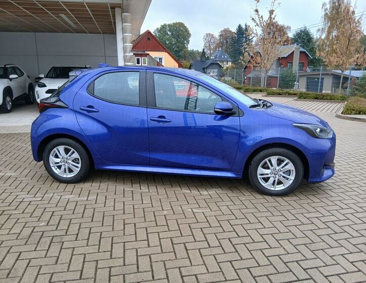 Toyota Yaris 7