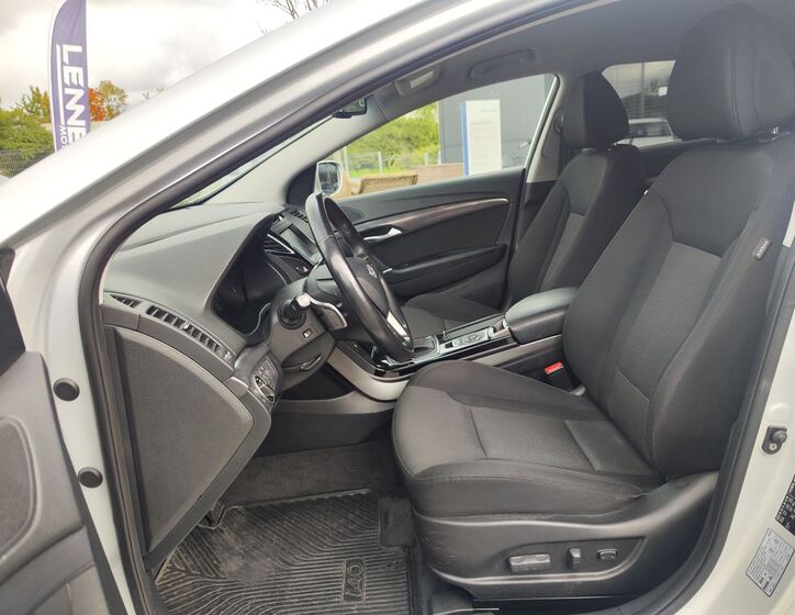 Hyundai i40 13