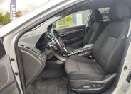 Hyundai i40 13