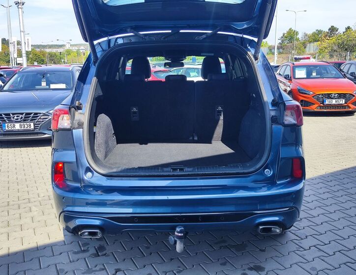 Ford Kuga 9