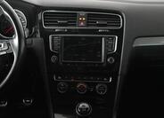 Volkswagen Golf 12