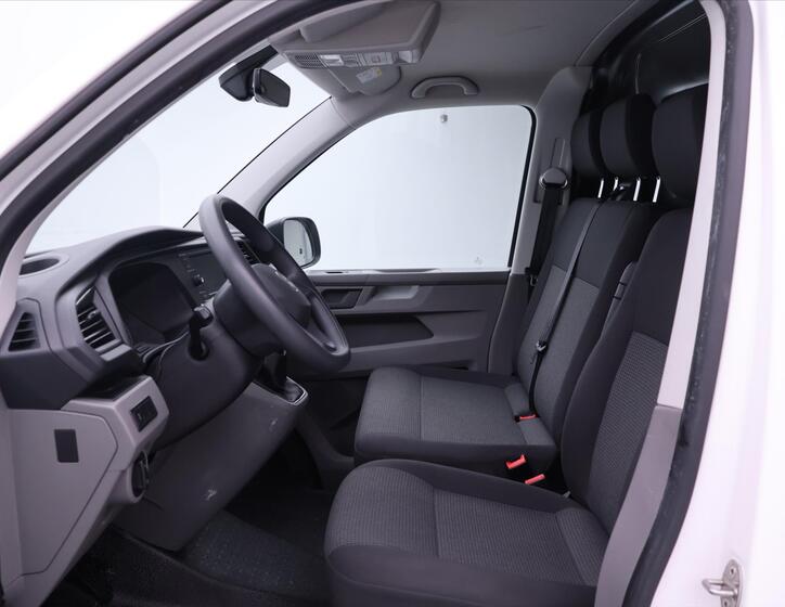 Volkswagen Transporter 11