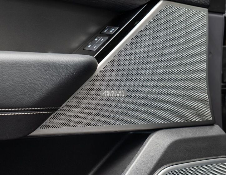 Land Rover Range Rover Velar 16