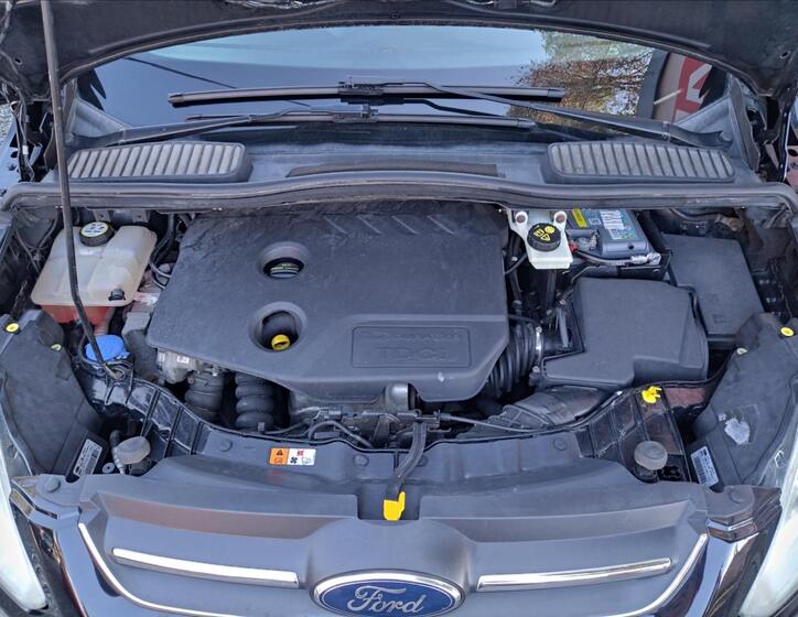 Ford Grand C-MAX 21