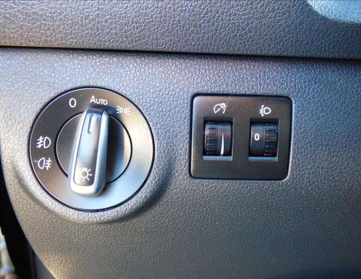 Volkswagen Caddy 19