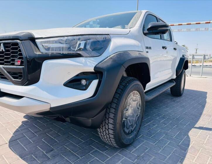 Toyota Hilux 10