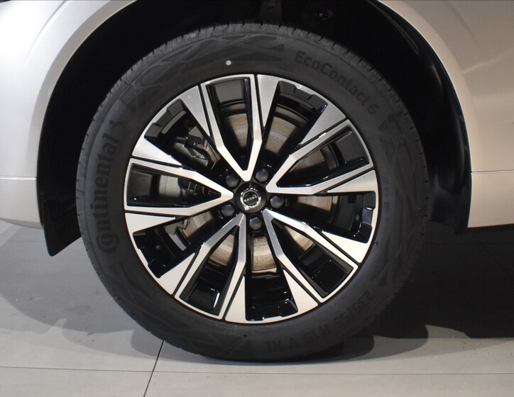 Volvo XC60 6