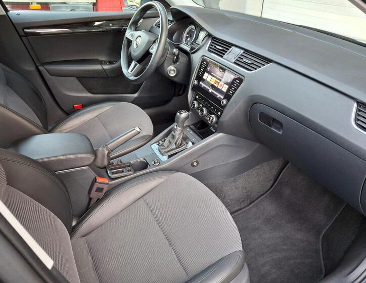 Škoda Octavia 14