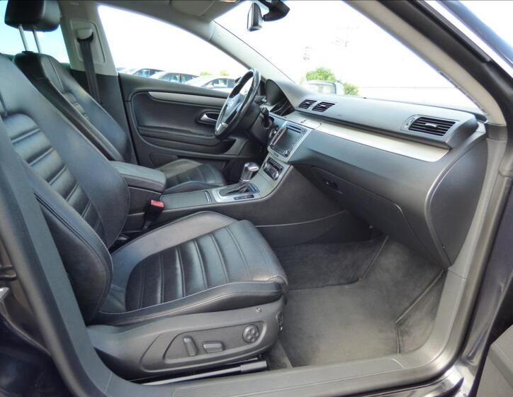 Volkswagen Passat CC 51