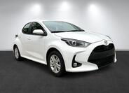 Toyota Yaris 1