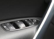 Mercedes-Benz Třídy X 16