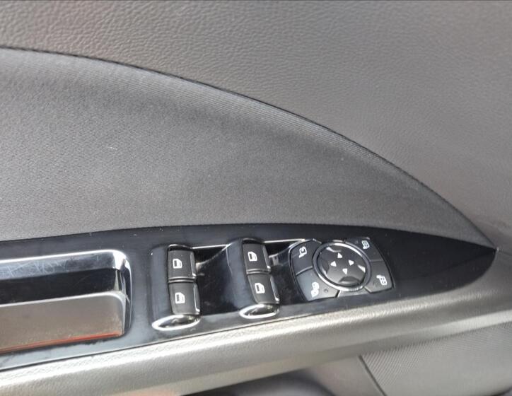Ford Mondeo 19