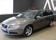 Volvo V70 2