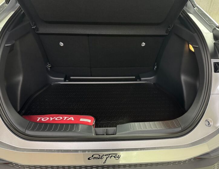 Toyota C-HR 11