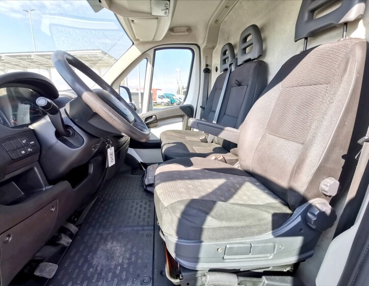 Peugeot Boxer 5
