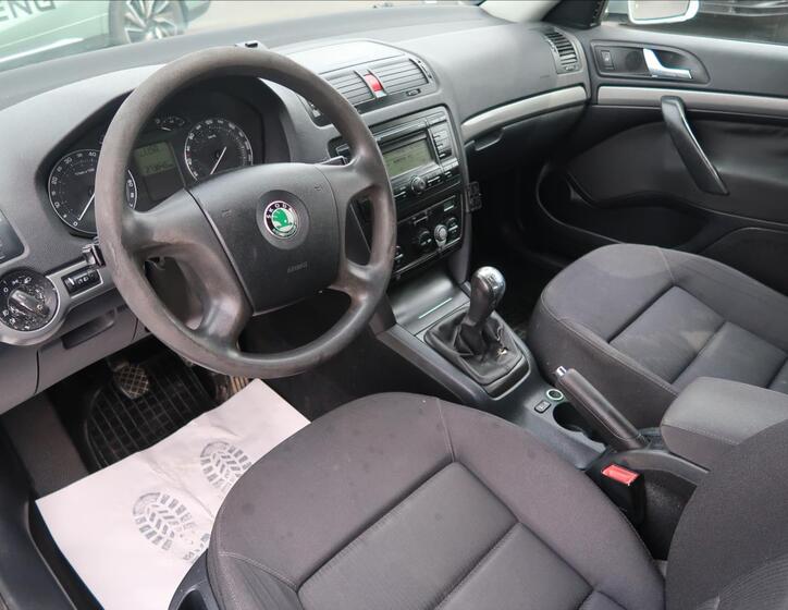 Škoda Octavia 9