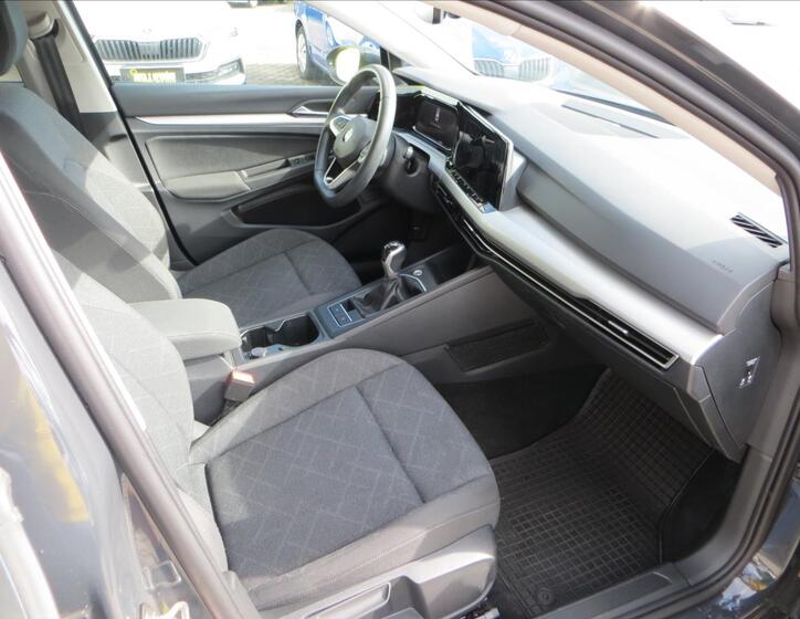 Volkswagen Golf 10
