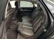 Audi A8 53