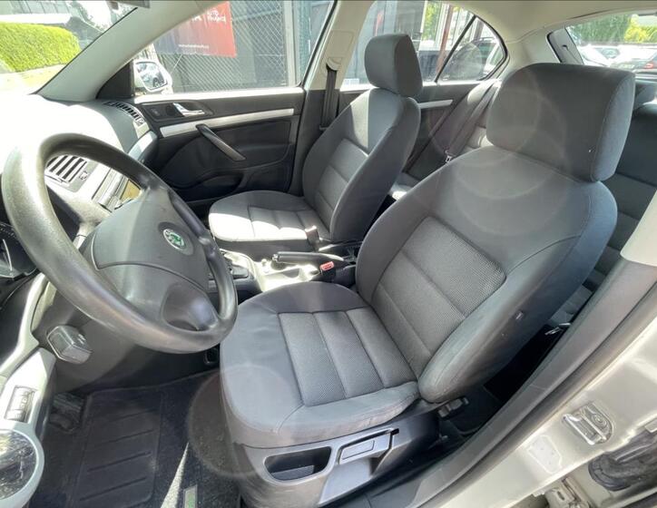Škoda Octavia 14