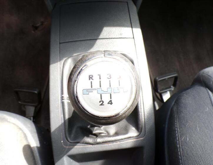Volkswagen Polo 10