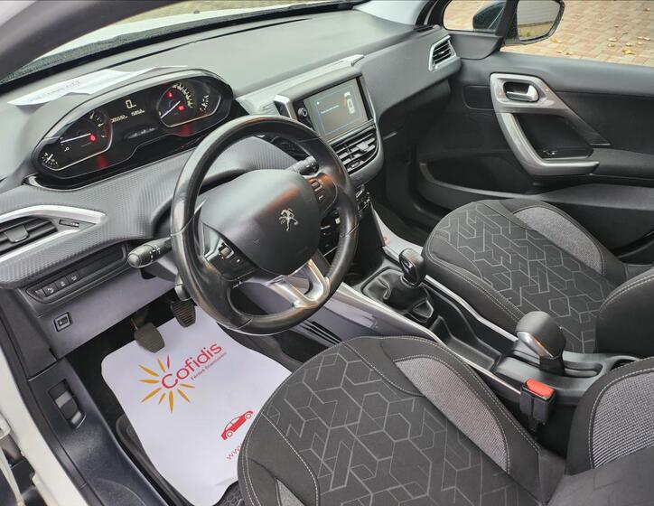 Peugeot 2008 11