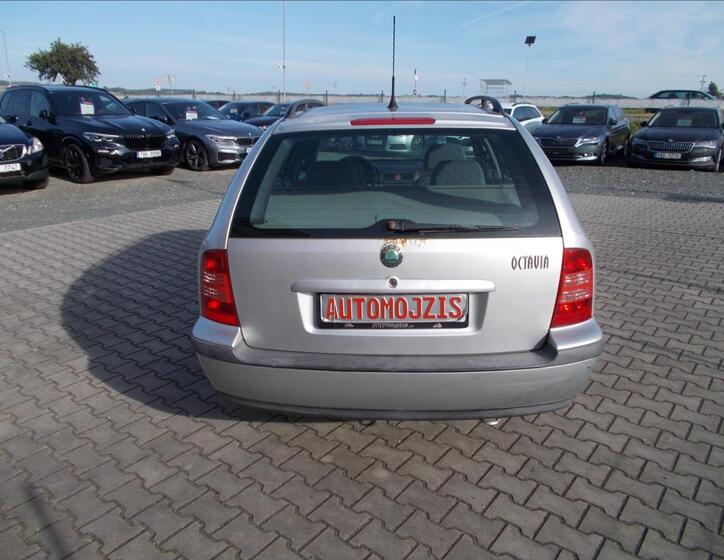 Škoda Octavia 10