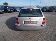 Škoda Octavia 10