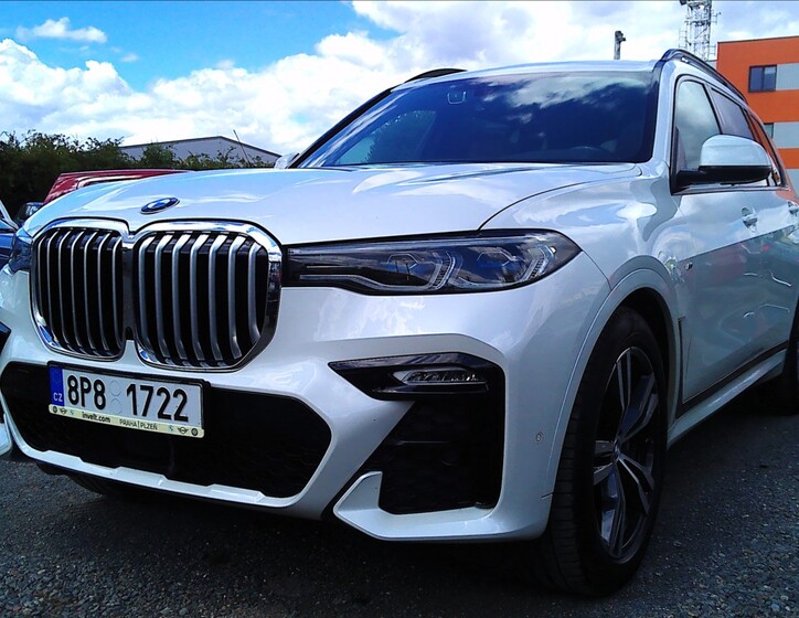BMW X7 2