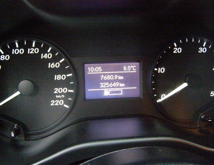 Mercedes-Benz Vito 13