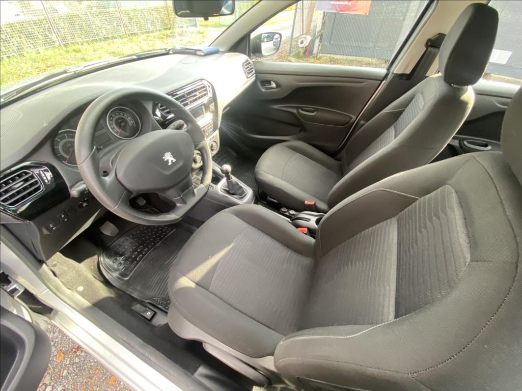 Peugeot 301