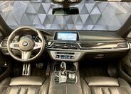BMW Řada 7 10