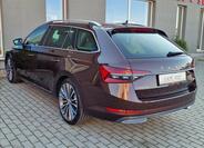Škoda Superb 8