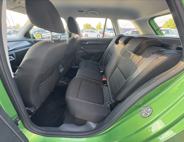 Škoda Fabia 19