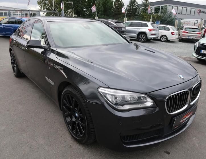 BMW Řada 7 2