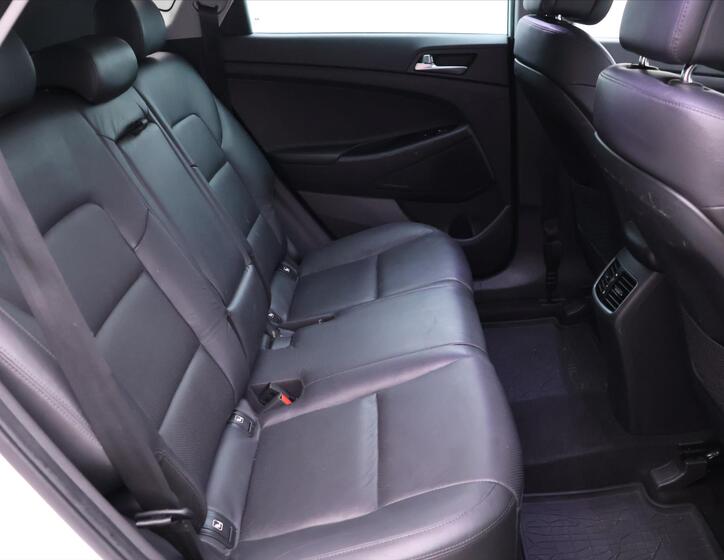 Hyundai Tucson 15
