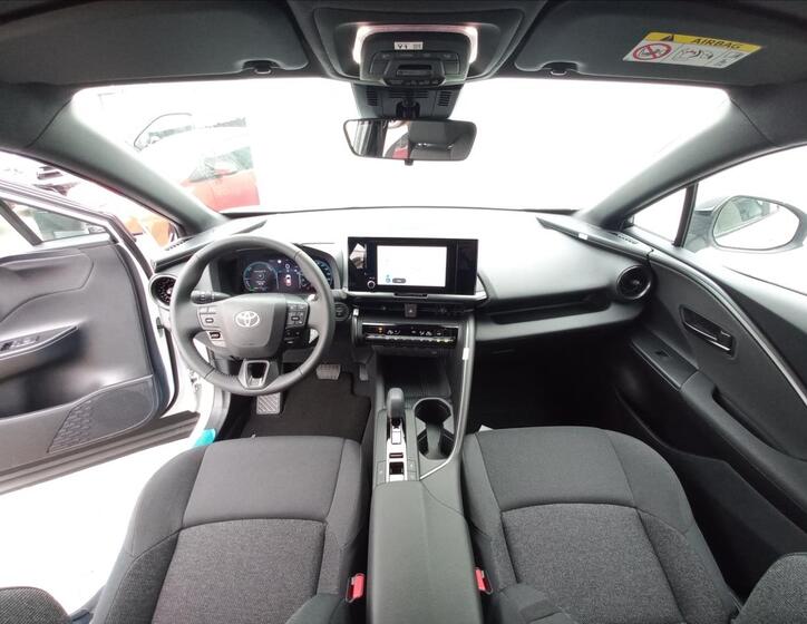 Toyota C-HR 12
