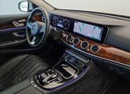 Mercedes-Benz Třídy E 18