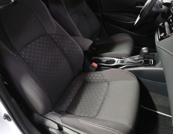 Toyota Corolla 14