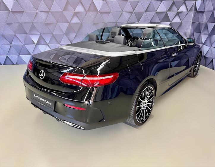 Mercedes-Benz Třídy E 7