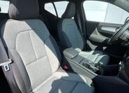 Volvo XC40 12