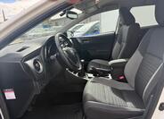 Toyota Auris 9