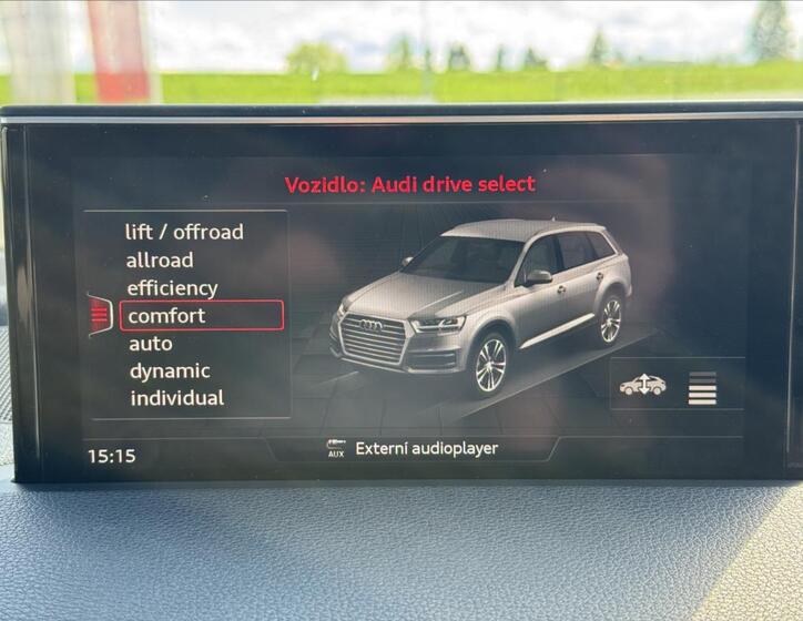 Audi Q7 16
