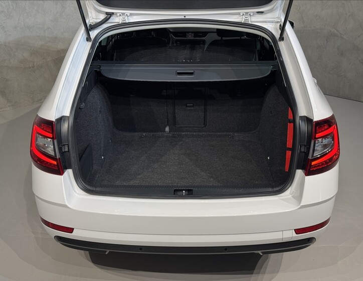Škoda Octavia 10