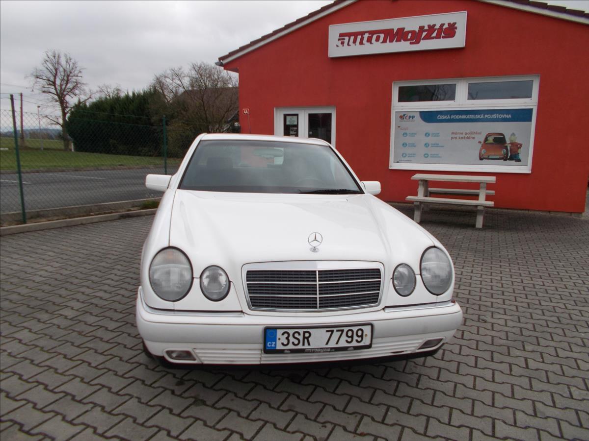 Mercedes-Benz Třídy E