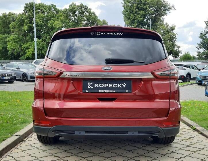 Ford S-MAX 11