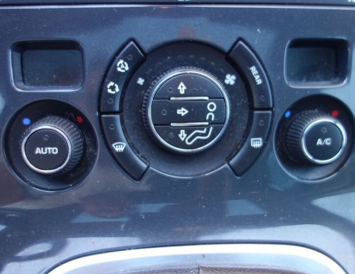 Peugeot 5008 22